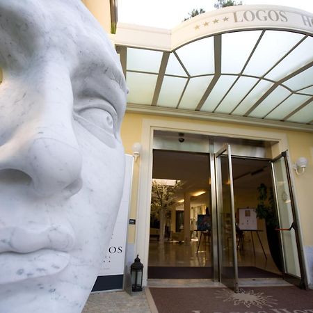 Jr Resort Logos Forte Dei Marmi Exterior foto