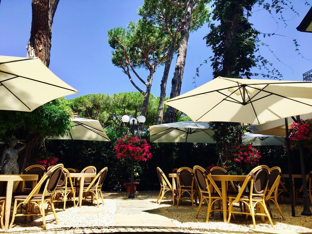 Jr Resort Logos Forte Dei Marmi Exterior foto